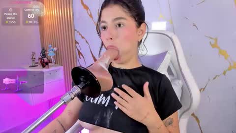 Alissa owens online show from November 2025 05:24:01 PM