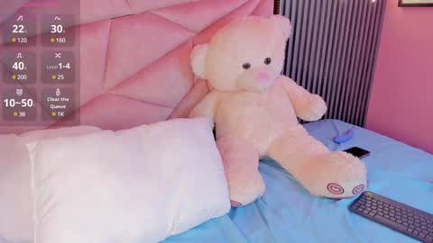 Alisse Miller online show from December 2024 08:18:01 AM