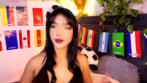 Snapshot of alisse_xx chatting on July 2026 04:04:01 AM alisse_xx online show from July 2026 04:04:01 AM