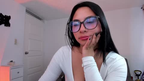 iraide online show from February 2025 10:21:02 PM