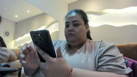 Snapshot of alisson_am chatting on May 2026 01:05:02 PM Alisson online show from May 2026 01:05:02 PM