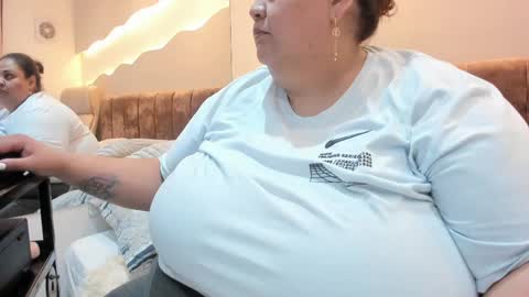 Snapshot of alisson_am chatting on May 2026 11:40:01 AM Alisson online show from May 2026 11:40:01 AM
