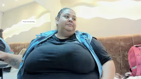 Snapshot of alisson_am chatting on June 2026 11:48:01 AM Alisson online show from June 2026 11:48:01 AM