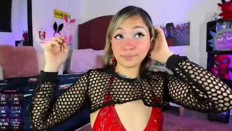 Snapshot of alisson_zafiro chatting on February 2025 09:14:02 AM Alisson IG alisson zafiro27 online show from February 2025 09:14:02 AM