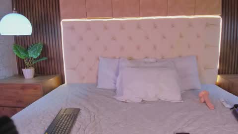 alison online show from October 2025 01:33:02 PM