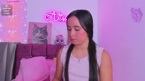 Alisson  online show from March 2026 02:44:02 PM