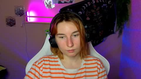 A L I C E  online show from September 2025 07:47:02 PM