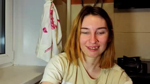 A L I C E  online show from October 2025 03:46:01 PM