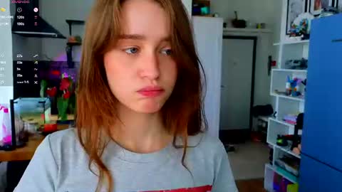 Snapshot of aliviawithlove chatting on July 2026 10:01:01 AM Alivia online show from July 2026 10:01:01 AM