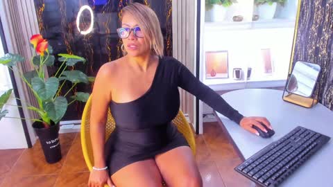 Alix online show from January 2025 03:40:02 AM