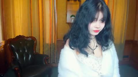Snapshot of alixypunter chatting on May 2026 08:54:02 AM Emily online show from May 2026 08:54:02 AM
