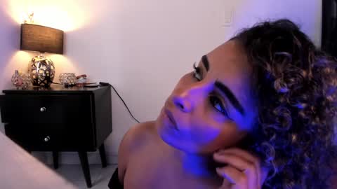 Andrea online show from January 2025 08:53:02 PM