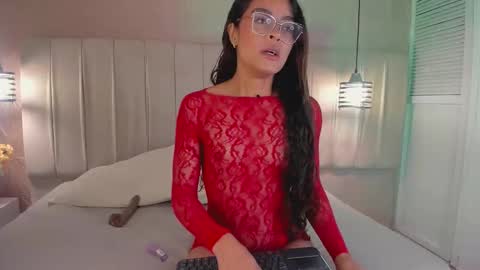 Snapshot of alizza_ chatting on September 2025 12:05:01 PM alizza_ online show from September 2025 12:05:01 PM