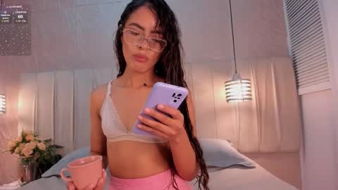 Snapshot of alizza_ chatting on September 2025 11:43:01 AM alizza_ online show from September 2025 11:43:01 AM