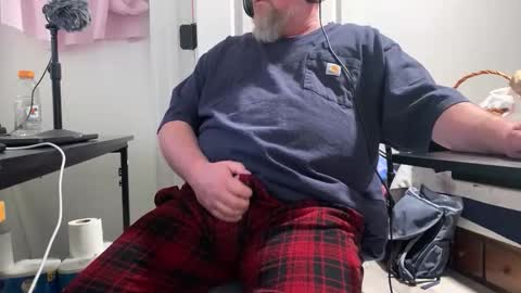 Allergictolove online show from March 2026 12:46:02 AM