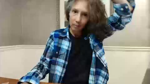 wishlist on bio online show from October 2025 08:40:02 PM