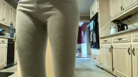 Snapshot of allgood4u chatting on June 2026 05:24:02 PM wishlist on bio online show from June 2026 05:24:02 PM