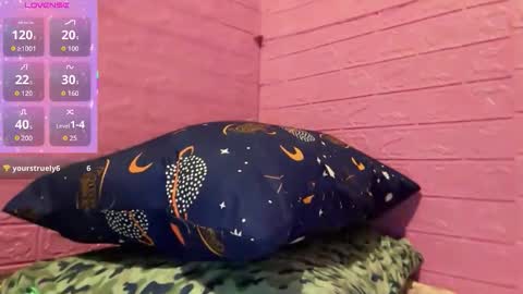 allianahpetit online show from March 2026 04:35:02 PM