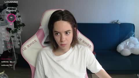 Snapshot of allie_hazie chatting on July 2026 02:22:01 AM alice online show from July 2026 02:22:01 AM