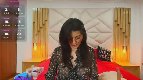 Aliie  online show from October 2025 12:02:01 PM