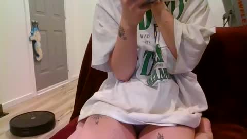 alliebearx online show from January 2025 08:15:01 AM