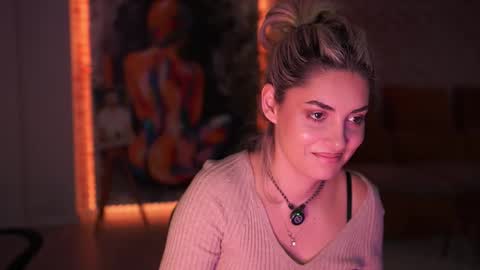 Snapshot of alliesynns chatting on November 2025 06:23:01 AM Allie online show from November 2025 06:23:01 AM