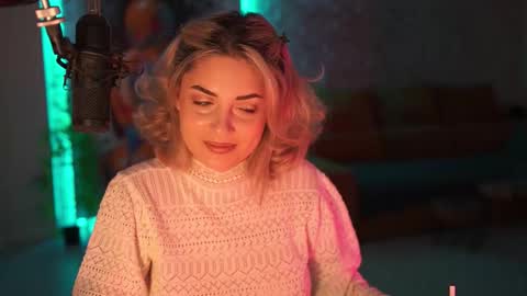 Allie online show from November 2025 05:54:01 AM