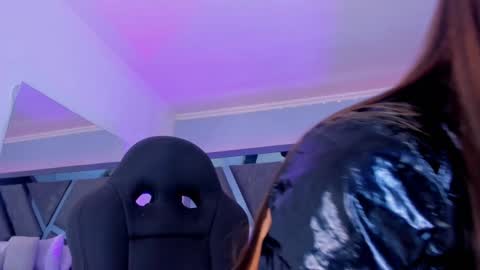    online show from January 2025 10:37:02 AM