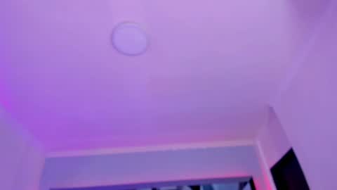    online show from February 2025 11:00:02 AM