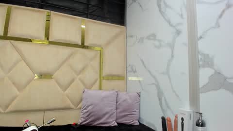 allison_69ts online show from March 2026 02:27:02 AM