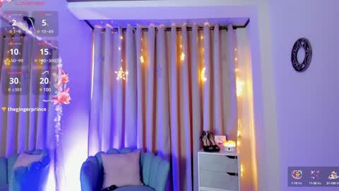 Snapshot of allison_alahia chatting on December 2024 03:09:02 PM Allison online show from December 2024 03:09:02 PM