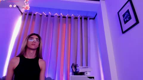 Snapshot of allison_alahia chatting on January 2025 09:24:01 PM Allison online show from January 2025 09:24:01 PM