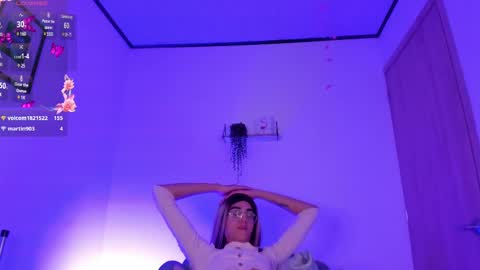 Snapshot of allison_alahia chatting on February 2025 12:30:01 AM Allison online show from February 2025 12:30:01 AM