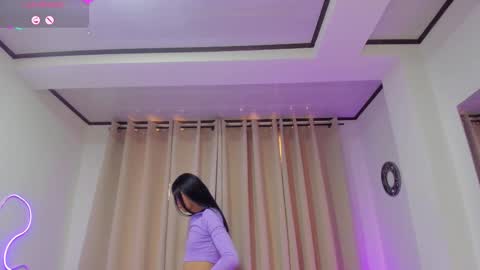 Snapshot of allison_alahia chatting on September 2025 12:27:02 PM Allison online show from September 2025 12:27:02 PM