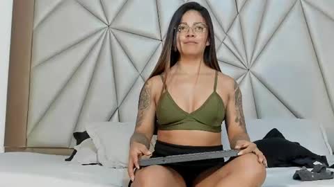 Snapshot of allison_owenns chatting on July 2026 10:21:02 AM Allison Owenns online show from July 2026 10:21:02 AM