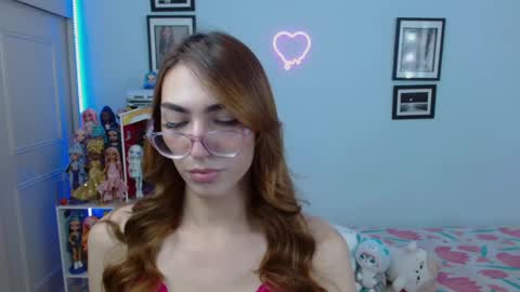   online show from February 2025 04:10:02 AM