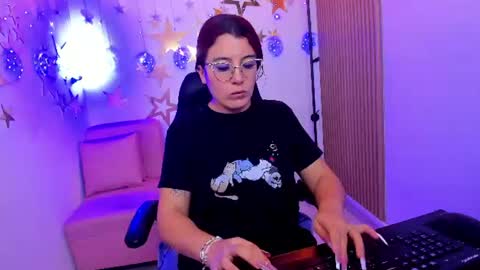 Snapshot of allisonlove_88 chatting on June 2026 11:53:02 PM ALLISON online show from June 2026 11:53:02 PM