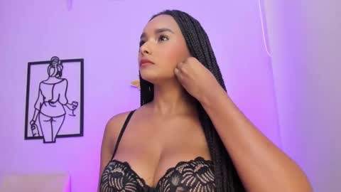 Snapshot of allisonn_bell chatting on October 2025 08:36:02 PM Allison online show from October 2025 08:36:02 PM