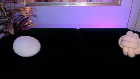 Allison Rogers online show from October 2025 02:48:02 AM