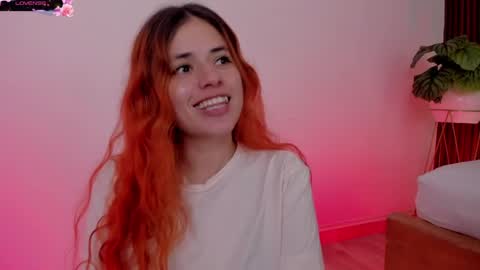 Snapshot of alliss_ginger_ chatting on April 2026 01:36:02 AM A L L I S S online show from April 2026 01:36:02 AM
