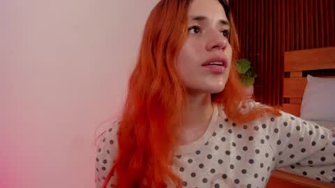 Snapshot of alliss_ginger_ chatting on May 2026 09:31:02 PM A L L I S S online show from May 2026 09:31:02 PM