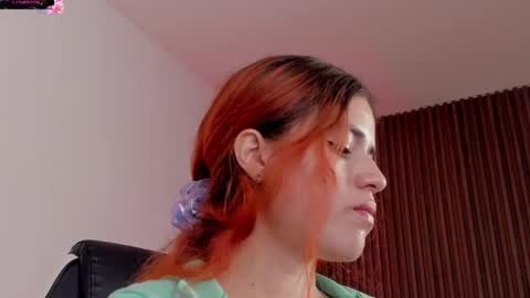 Snapshot of alliss_ginger_ chatting on May 2026 09:10:02 PM A L L I S S online show from May 2026 09:10:02 PM