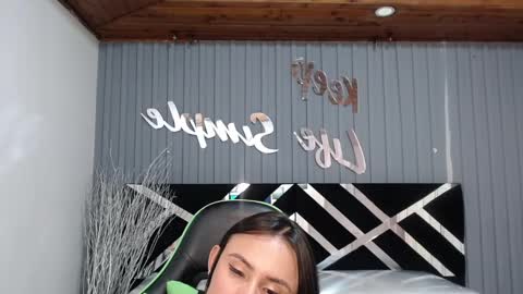 Allisson online show from December 2024 04:23:02 AM