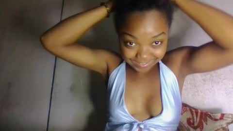 allizida01 online show from May 2026 11:28:01 AM