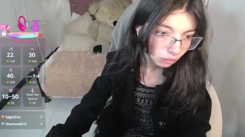 Snapshot of alllyson_ chatting on October 2025 08:39:02 PM alison online show from October 2025 08:39:02 PM