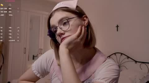 ALOTROPP NOT BABY online show from October 2025 06:19:02 PM