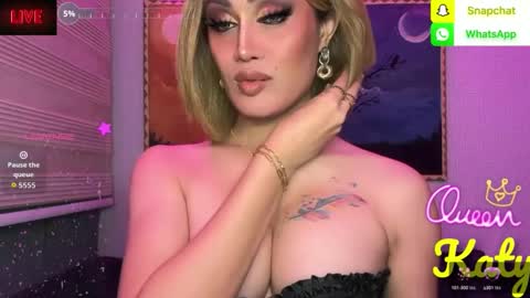 Snapshot of alluring_gemini chatting on June 2026 07:46:01 AM Queen Majesty Katy online show from June 2026 07:46:01 AM