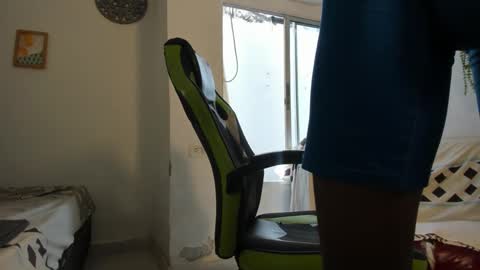 alluringangel01 online show from September 2025 04:56:01 PM