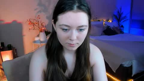 alluringeyess online show from November 2025 04:18:02 PM