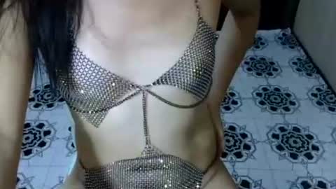 tiffany online show from April 2026 01:00:02 AM